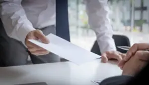 dispensa-do-aviso-previo