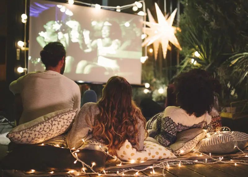 filmes natalinos incriveis da netflix para ver em familia filmes natalinos