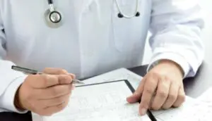 Atestado médico sem CID é falso