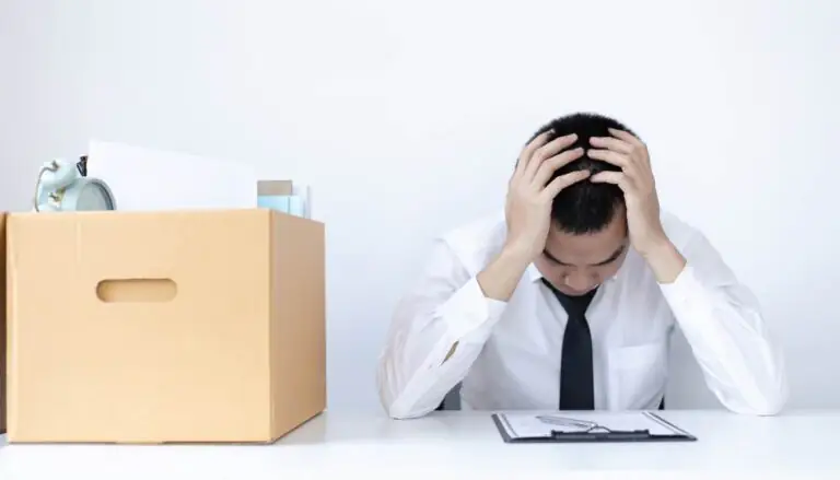 o que da justa causa na empresa