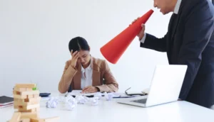 assedio no trabalho Assédio no trabalho
