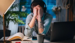 sindrome do impostor1 Como a síndrome do impostor influencia na vida profissional?