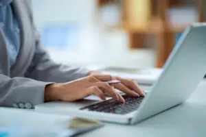 Semana de 4 dias de trabalho começa a ser implementada!