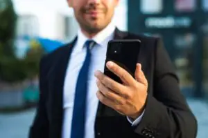 Uso de celular corporativo pode ser monitorado