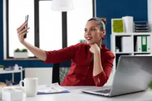 monitorar redes sociais