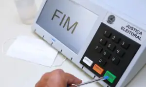 assédio eleitoral