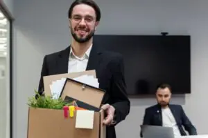 melhor dia para pedir demissão