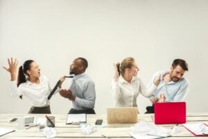 ambiente de trabalho tóxico