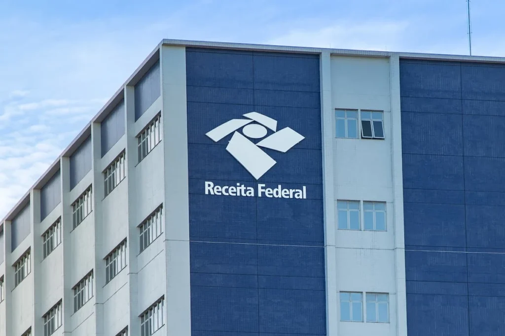 Receita Federal - orgão responsável pela fiscalização de MEIs Receita Federal - orgão responsável pela fiscalização de MEIs