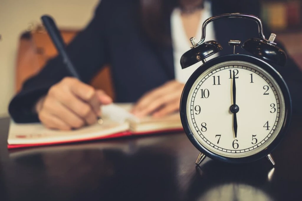 3005231200470hora extra 1024x683 1 3005231200470hora extra 1024x683 1