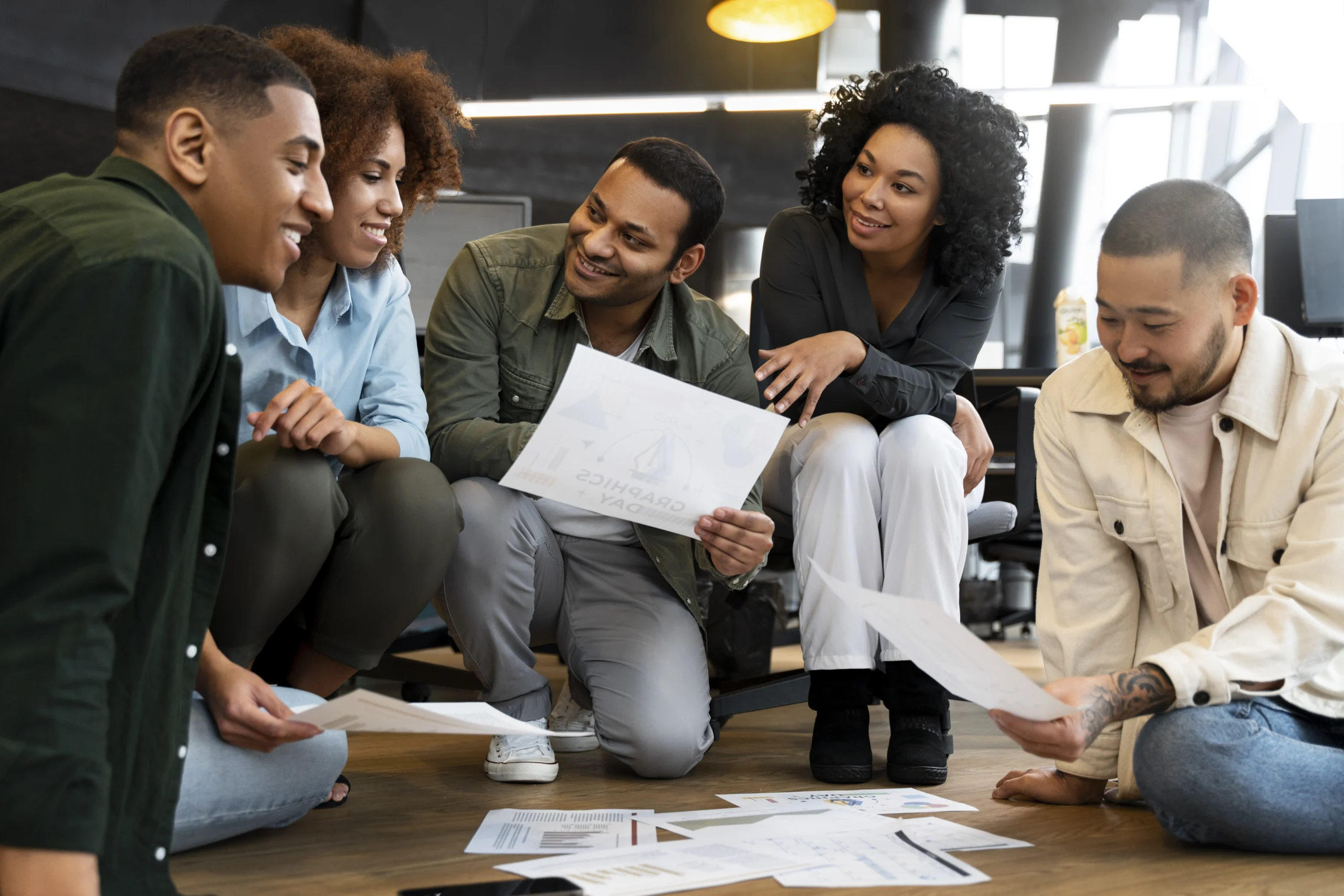 agencia de marketing autentica pequena e jovem scaled agencia de marketing autentica pequena e jovem scaled